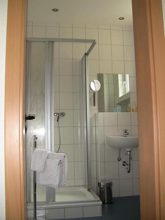 Hansa-Hotel นอยส์ ภายนอก รูปภาพ